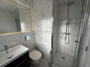 Master Bedroom En-Suite Shower- click for photo gallery